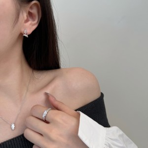 S925 Sweet Marquise Zirconia Necklace 80200300