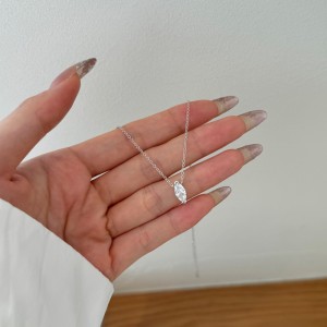 S925 Sweet Marquise Zirconia Necklace 80200300
