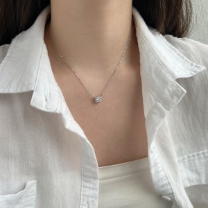 S925 Square 5A Zirconia Pendant Necklace 80200302