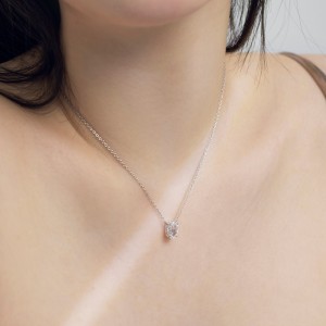 S925 8A Oval Ice-cut Zirconia Necklace 80200313