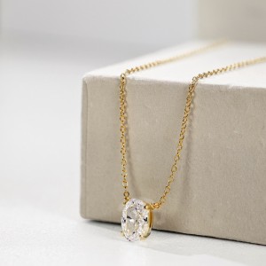 S925 8A Oval Ice-cut Zirconia Necklace 80200313