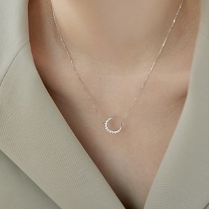 925 Sterling Silver Zirconia Moon Necklace 80200314