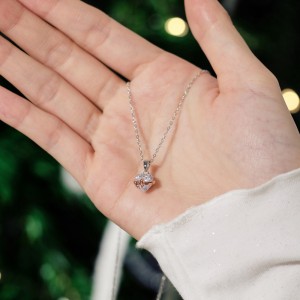 925 Sterling Silver Zirconia Heart Bow Necklace 80200318