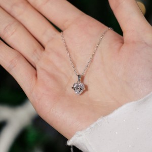 925 Sterling Silver Zirconia Heart Bow Necklace 80200318