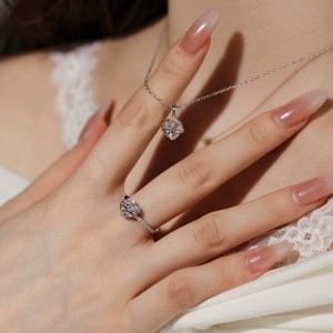 925 Sterling Silver Zirconia Heart Bow Necklace 80200318