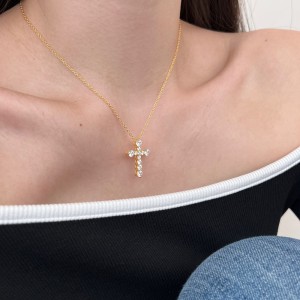925 Sterling Silver Zirconia Cross Pendant Necklace 80200322