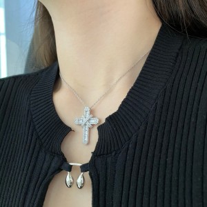 S925 Punk Zirconia Cross Pendant Necklace 80200324