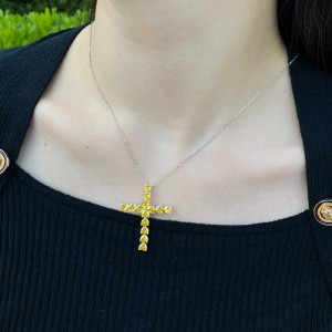 925 Sterling Silver 5A Heart Zirconia Cross Necklace 80200325