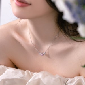 S925 Love Wings Heart Zirconia Necklace 80200334