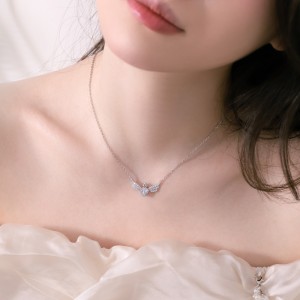 S925 Love Wings Heart Zirconia Necklace 80200334