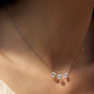 S925 Shiny Three Round Zirconia Necklace 80200348