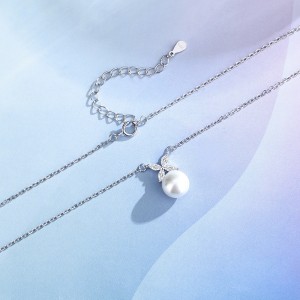 S925 Zirconia Clover Fresh Water Pearl Necklace 80200407