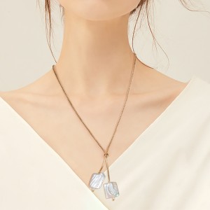 S925 Baroque Fresh Water Pearl Pendant Necklace 80200417