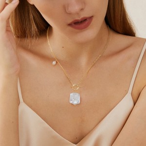 925 Sterling Silver Irregular Baroque Fresh Water Pearl Necklace 80200420