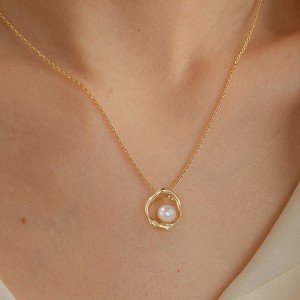 925 Sterling Silver Fresh Water Pearl Mobius Necklace 80200428