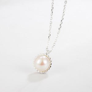 925 Sterling Silver Baroque Fresh Water Pearl Pendant Necklace 80200434