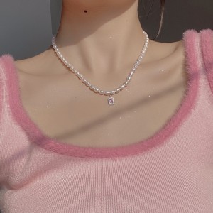 925 Sterling Silver Fresh Water Pearl Zirconia Pendant Necklace 80200439