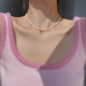 925 Sterling Silver Fresh Water Pearl Heart Pendant Necklace 80200440