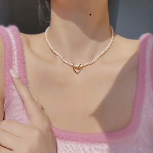 925 Sterling Silver Fresh Water Pearl Heart Pendant Necklace 80200440