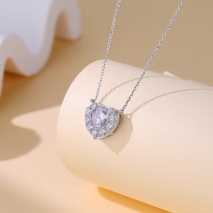 925 Sterling Silver Sparkle CZ Heart Necklace 80200479 925 Sterling Silver Sparkle CZ Heart Necklace 80200479