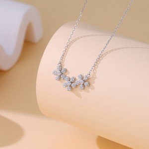 925 Sterling Silver Daisy Flower Necklace 80200485