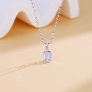 925 Sterling Silver Square Zircon Necklace 80200489