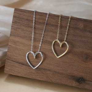 925 Sterling Silver Minimalist Heart Choker Necklace 80200508