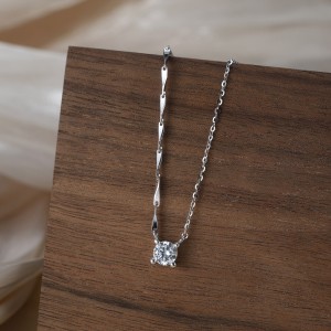 925 Sterling Silver Sunflower Link Zircon Necklace 80200511