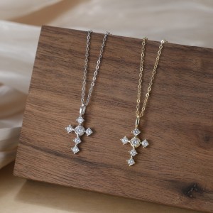 925 Sterling Silver Zirconia Cross Necklace 80200513