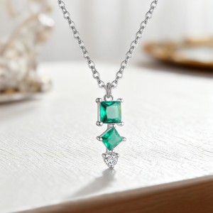 925 Sterling Silver Geometric Synthetic Emerald Necklace 80200519 925 Sterling Silver Geometric Synthetic Emerald Necklace 80200519