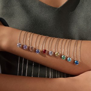 925 Sterling Silver 8mm Rose Cut Garnet Necklace 80200534 925 Sterling Silver 8mm Rose Cut Garnet Necklace 80200534