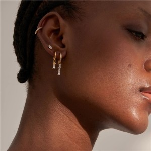 Silver Cubic Zirconia Geometric Pendant 90100031 Silver Cubic Zirconia Geometric Pendant 90100031