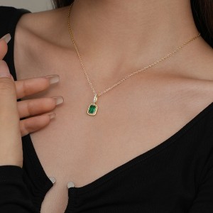 925 Sterling Silver Birthday Stone Zirconia Necklace Pendant 90200082