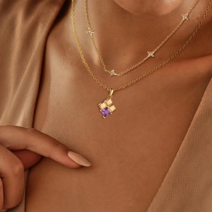 925 Sterling Silver Violet Heart Square Zirconia Pendant 90200100