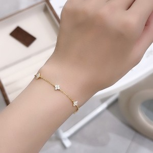 925 Sterling Silver Lucky Clover Link Bracelet 100100184