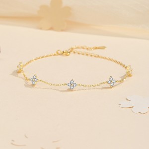 925 Sterling Silver Lucky Clover Link Bracelet 100100184