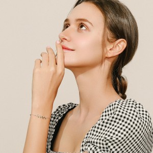 925 Sterling Silver Minimalist Green Leaf Branch Bracelet 100100186