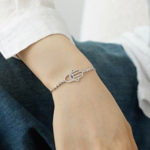 925 Sterling Silver Zircoia Hamsa Evil Eye Protection Bracelet 100100217