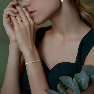 925 Sterling Silver Cubic Zirconia Pearl Bracelet 100500037