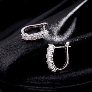 S925 Moissanite U Shape Hoop Earring 110100023