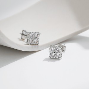 S925 Moissanite Flower Stud Earring 110100026