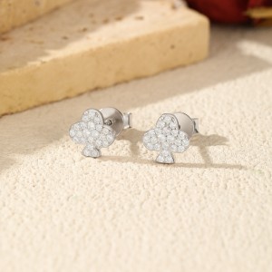 925 Sterling Silver Hip Hop Poker Flower Moissanite Stud Earrings 110100049