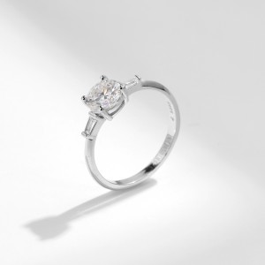 S925 Round Moissanite Solitaire Ring 110200035