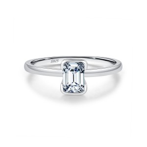 925 Sterling Silver Emerald Cut Moissanite Solitaire Ring 110200048 925 Sterling Silver Emerald Cut Moissanite Solitaire Ring 110200048