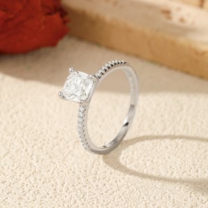 925 Sterling Silver Sparkle 1Ct Moissanite Solitaire Ring 110200053 925 Sterling Silver Sparkle 1Ct Moissanite Solitaire Ring 110200053