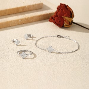 925 Sterling Silver Moissanite Pave Club Suit Ring 110200069