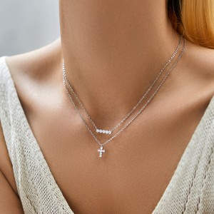 925 Sterling Silver Moissanite Cross Necklace110300003