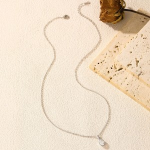 925 Sterling Silver 1Ct Oval Bezel Pendant Necklace 110300019 925 Sterling Silver 1Ct Oval Bezel Pendant Necklace 110300019