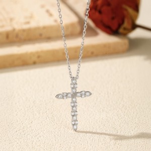 925 Sterling Silver Vintage Pave Moissanite Cross Necklace 110300031 925 Sterling Silver Vintage Pave Moissanite Cross Necklace 110300031