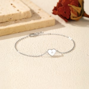 925 Sterling Silver Minimalist Puffed Heart Moissanite Chain Bracelet 110400015